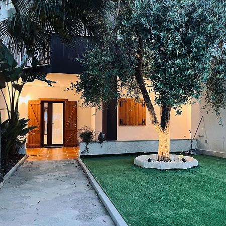 Villa Giorgia Al Mare Bisceglie Exterior foto