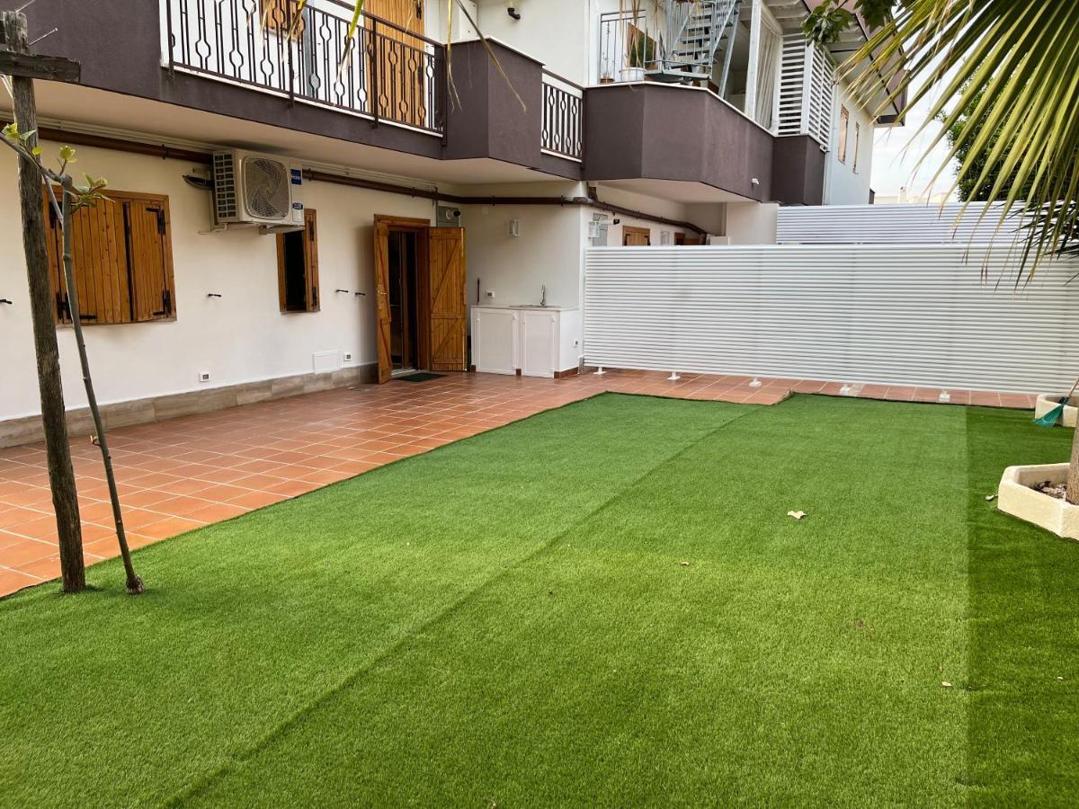 Villa Giorgia Al Mare Bisceglie Exterior foto